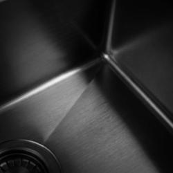 pure-sink-luxion-pvd-black-sink-close-up-51x50-cm-tapwing-plx5150t-63